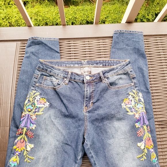 Versace Denim - Versace 1969 Abbigliamento Sportivo Floral Jeans